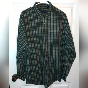 Van Heusen Green Plaid Button Down size XL